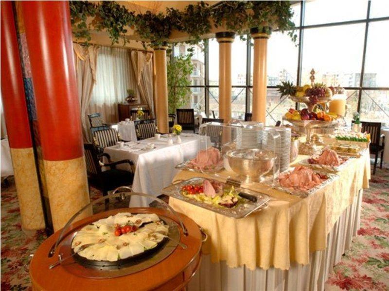 Hotel Antares Rubens